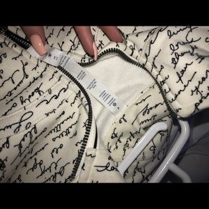 Lululemon sweater, only worn 3 times